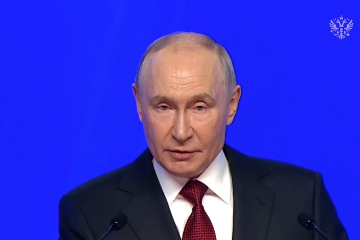Путин открыл новые станции метро, вокзал и стадион в Москве