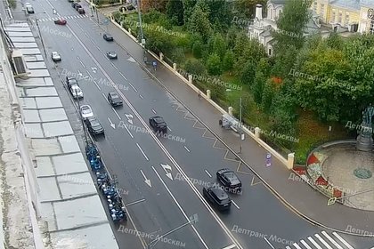 Опубликовано видео ДТП с Ferrari в центре Москвы
