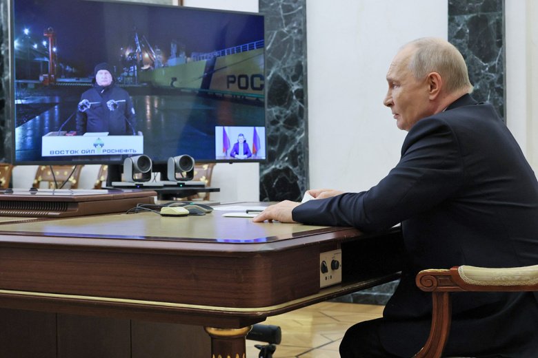 Путин дал старт прокачке нефти по «Восток Ойл» в арктический порт