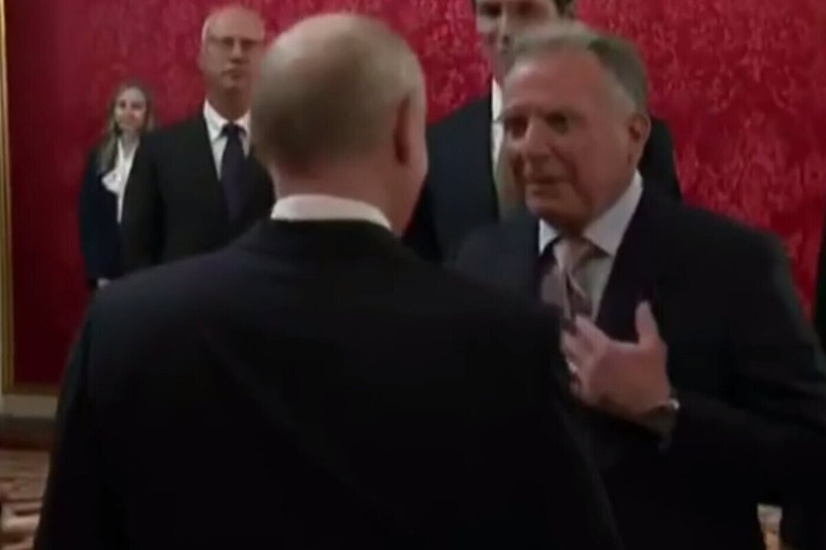 «Ситуация непростая»: Путин начал встречу с посланниками Трампа