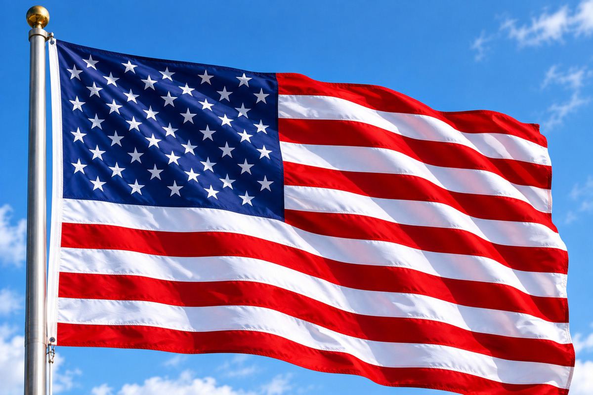 Законодатель США Луна прокомментировала визит переговорщиков США в Москву