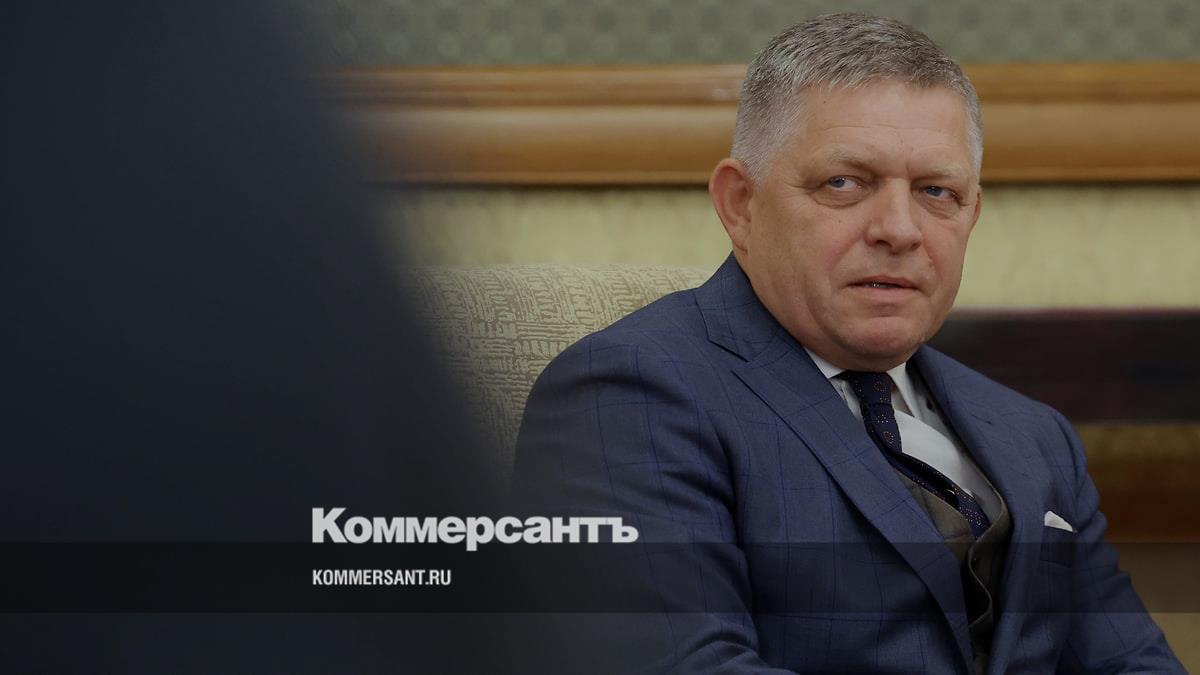 Фицо заявил о провале попытки поставить Россию на колени // Фицо: попытка западных стран поставить Россию на колени потерпела крах