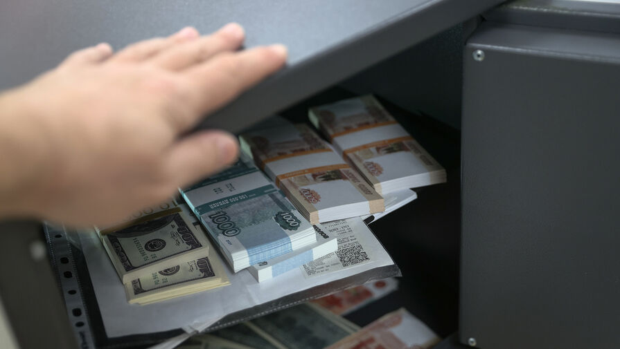 В офисе чиновника генпрокурора Украины нашли наполненный наличкой сейф