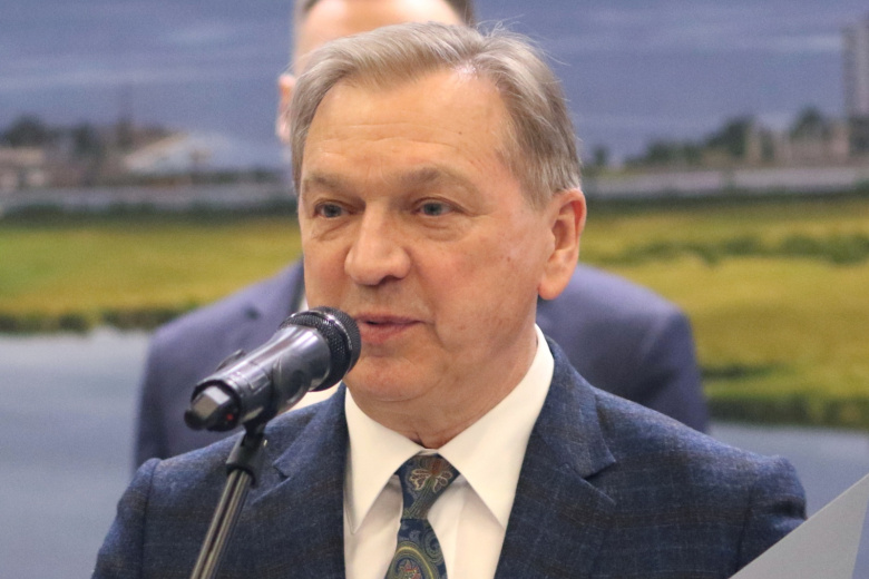 «Давай, Михалыч!» Как 72-летний футболист установил рекорд в Кубке России