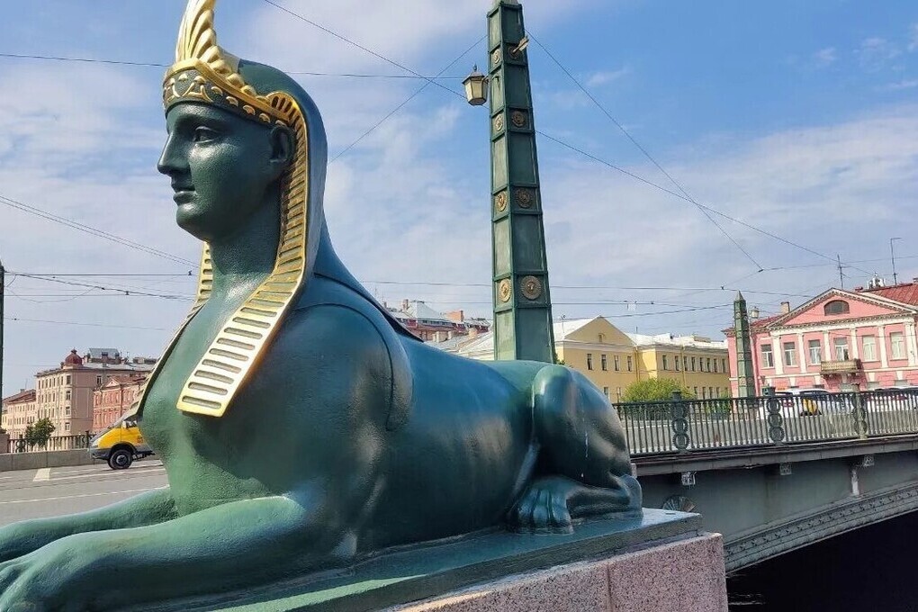 Египетскому мосту в Петербурге исполнилось 200 лет