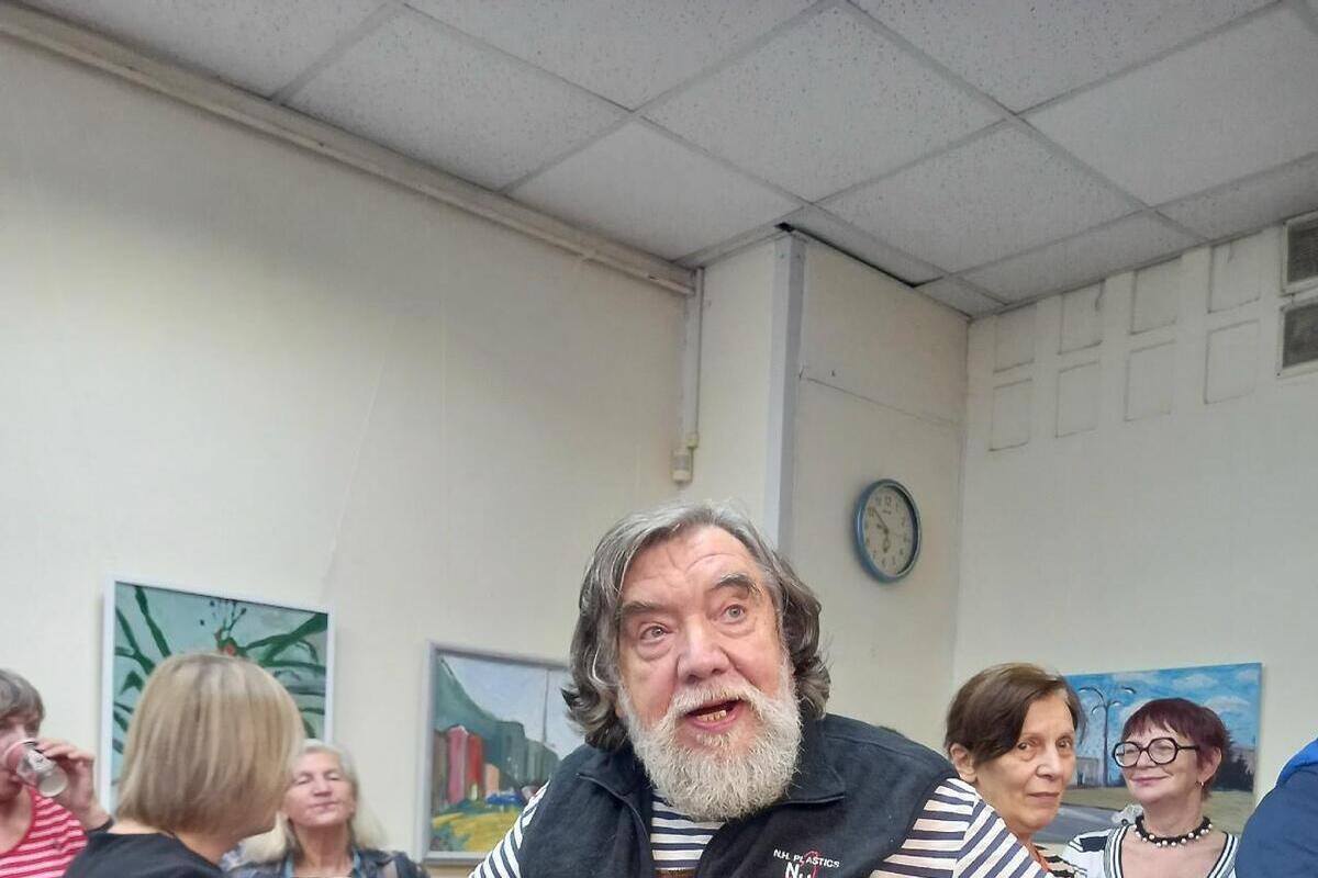В Центральной городской библиотеке Пскова имени Юрия Тынянова открылась выставка «Светлый день»