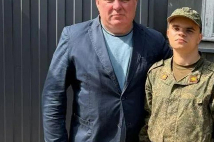 Сын-срочник сити-менеджера Тулы Беспалов рассказал отцу о дембеле