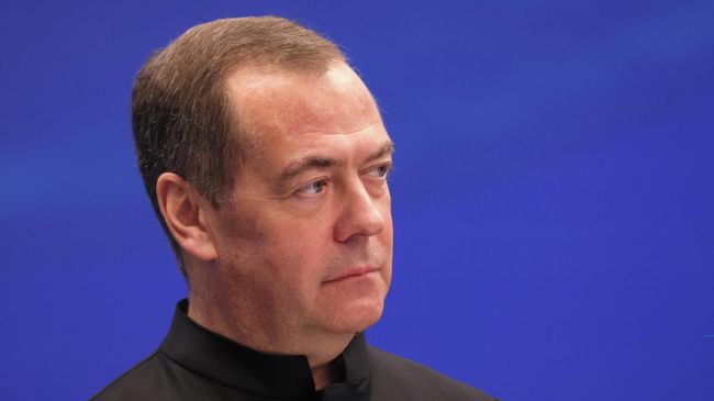 ВПК дает рост экономике, но надо готовиться к модернизации, заявил Медведев