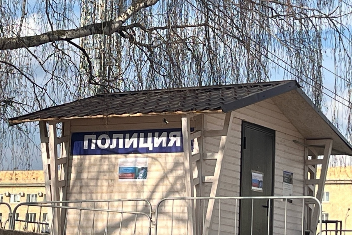 Луганские полицейские помогли коллегам из Майкопа задержать разыскиваемую мошенницу