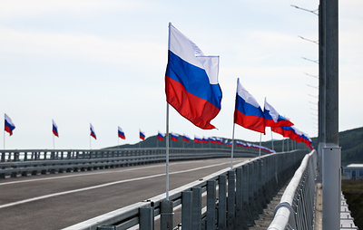 На границе России и КНДР открыли автомобильный мост