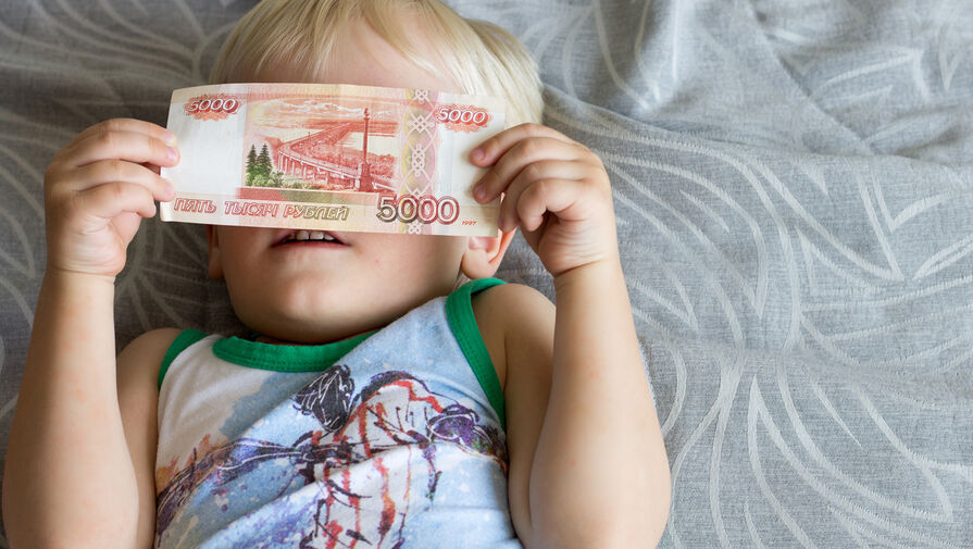 Эксперт рассказала о корпоративных выплатах за рождение детей