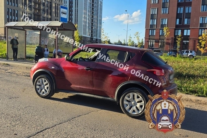 Тульская автоледи на красном Nissan Juke сбила на дороге ребенка