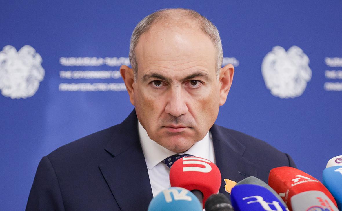Песков сообщил, что Пашинян принял приглашение Путина в Москву