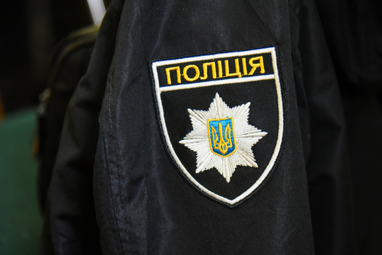 Украинец попытался незаметно пронести гранату в автобус