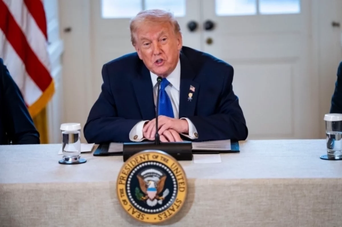 Против Трампа подали иск за платный доступ к его постам в соцсети
