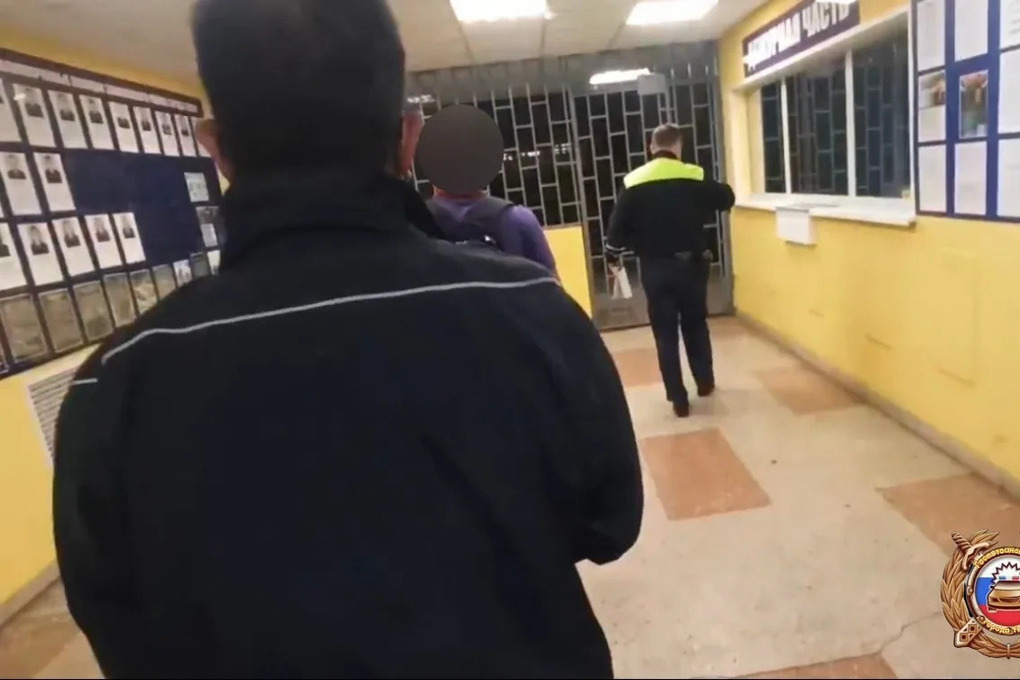 Пьяная девушка-подросток за рулем иномарки устроила погоню с полицейскими в Твери