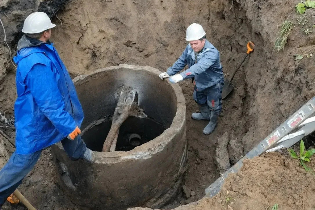В Выборгском районе специалисты отремонтировали 98 насосных установок к зиме