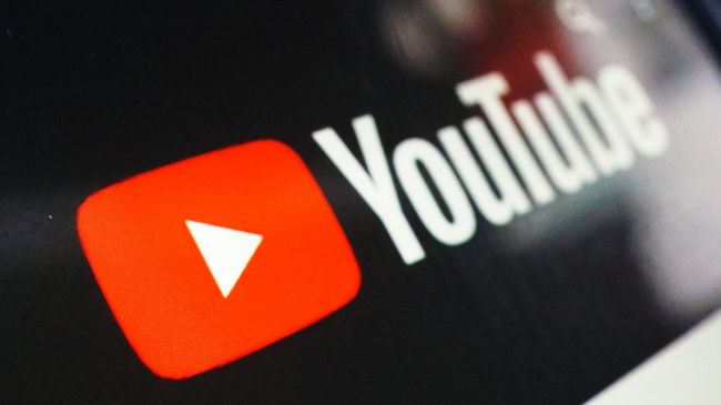 На Украине заблокировали YouTube-каналы Киркорова, Долиной и Валерии