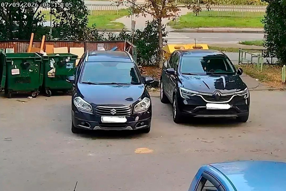 В Липецке напомнили о запрете парковки у мусорных баков
