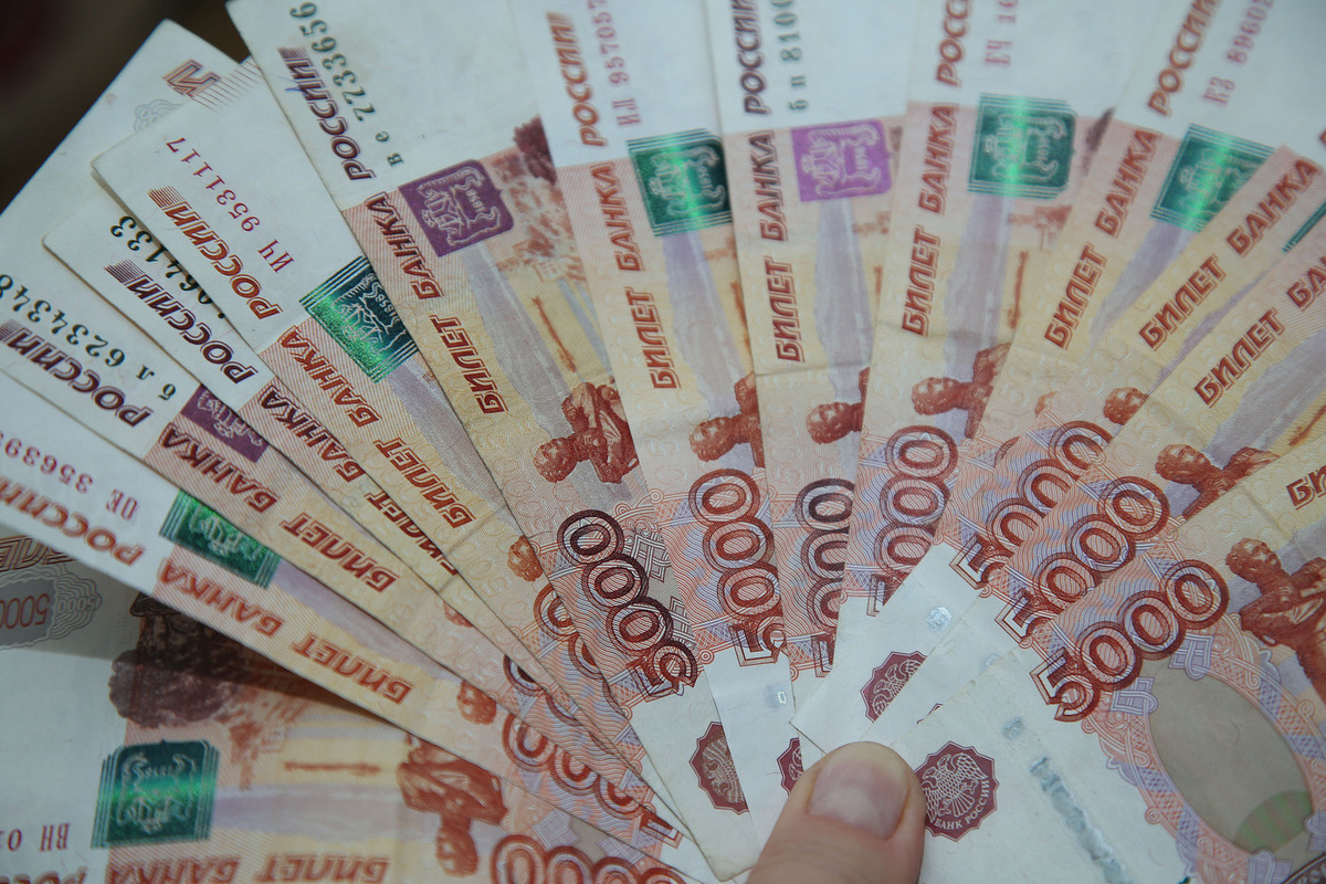 У вдовы участника СВО похитили 4,5 млн рублей под видом проверки