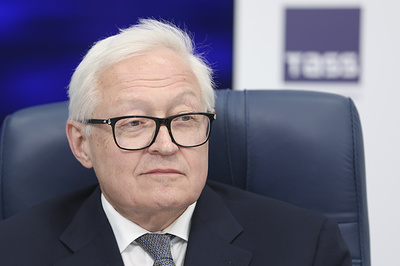 Рябков заявил об одержимости Запада и Украины раскачкой ситуации внутри России