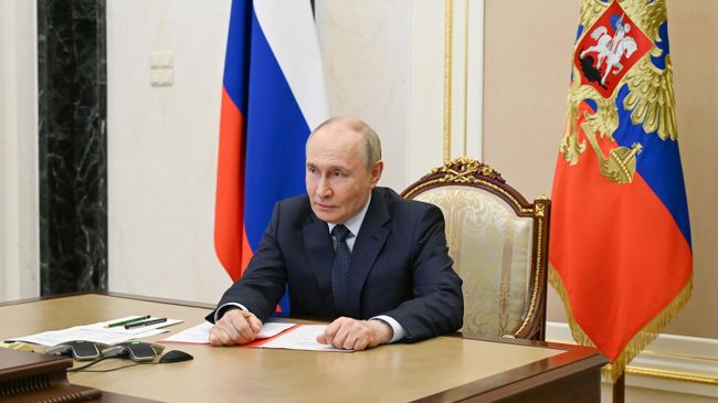 Путин поддержал работу аналога программы "Время героев" на Сахалине