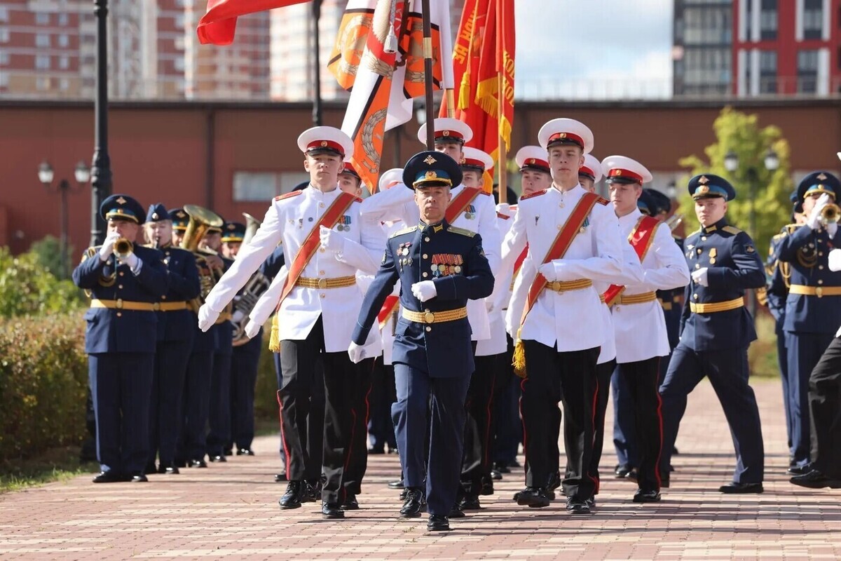Миляев поздравил «Тульское суворовское военное училище» с 10-летием