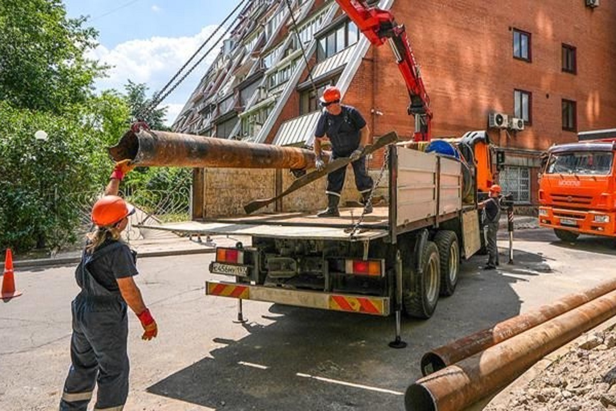 Собянин: московские коммунальщики восстанавливают инженерные сети в ДНР и ЛНР