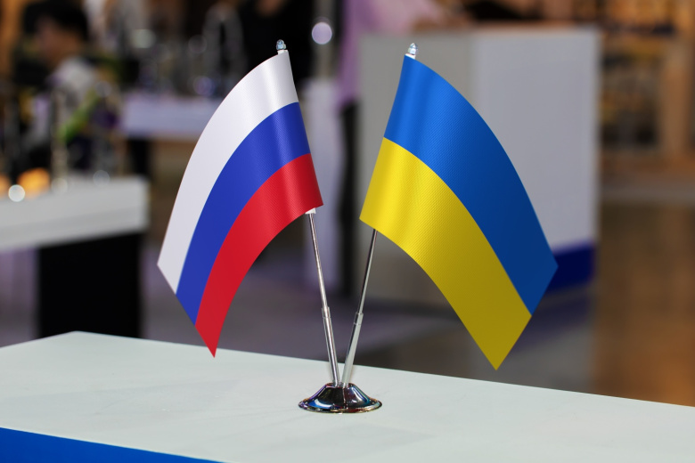 Политолог назвал возможную повестку переговоров России, США и Украины