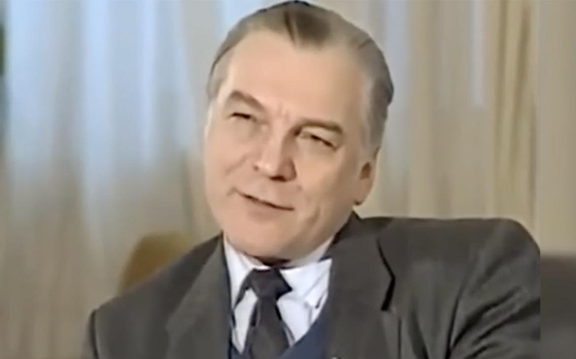 Появились архивные кадры выступления экс-главы ЦБ Матюхина. Видео