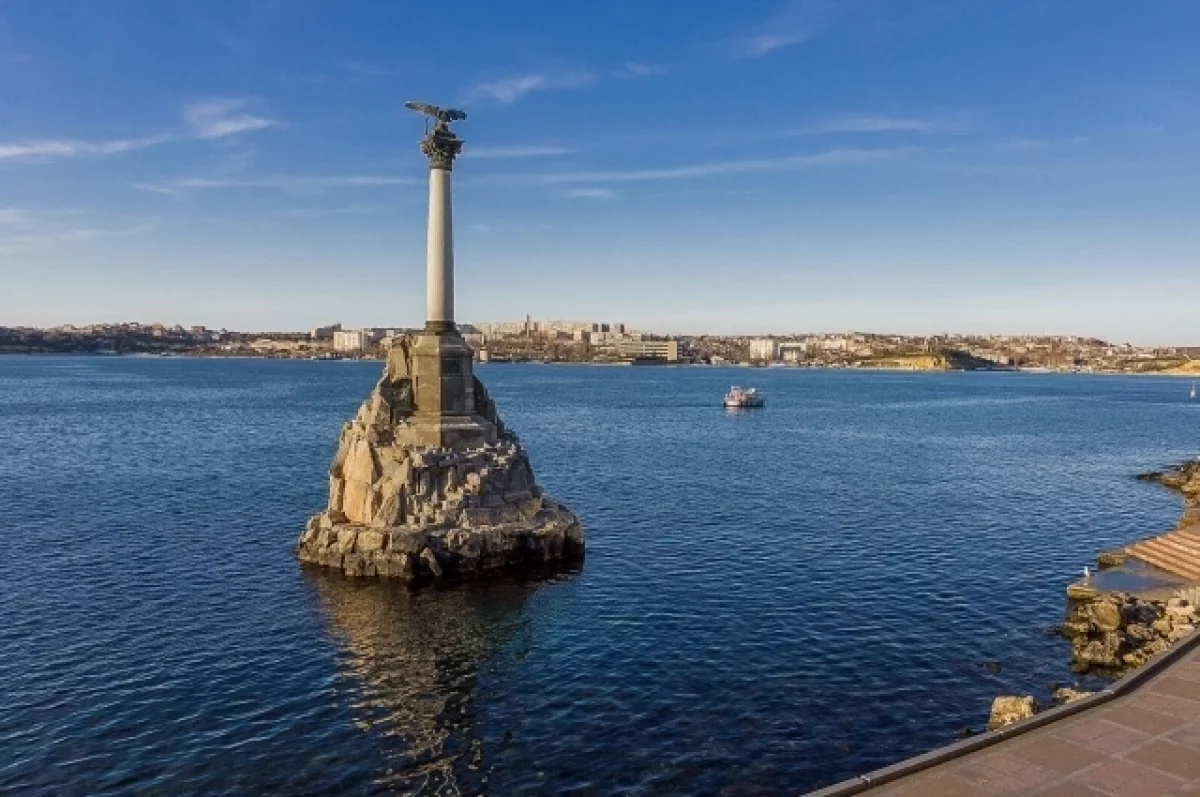 Новая атака в Крыму: Севастополь без света, закрыты леса, бензин, мост