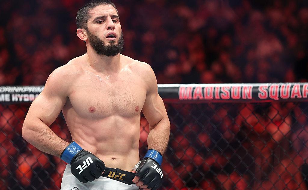 Завершит ли Махачев карьеру в UFC после ближайшего боя
