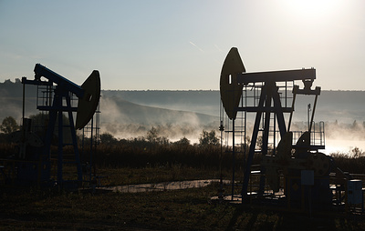 Нефть Brent движется к $100 за баррель