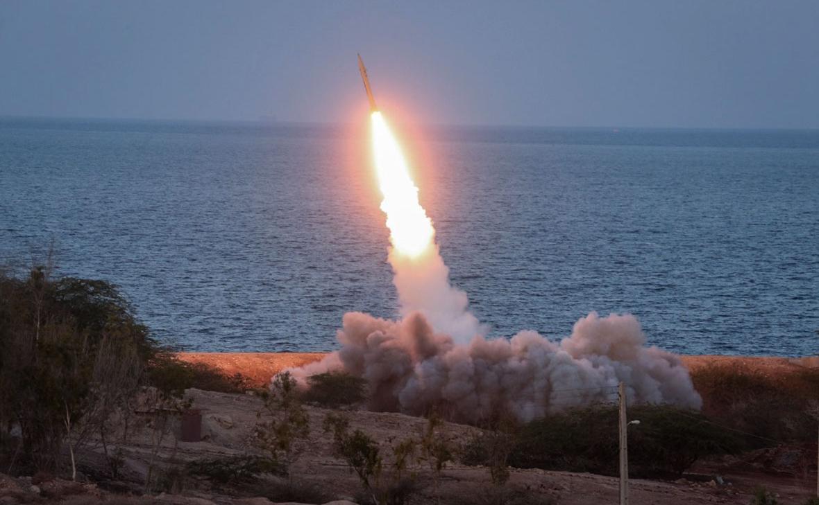 Иранские военные заявили об ударах по восьми американским танкерам