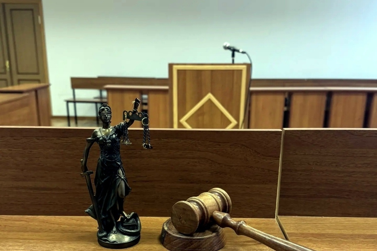 В Иванове суд обязал «Ленту» заплатить 400 тысяч рублей пострадавшей покупательнице
