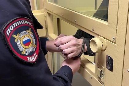 Сайт знакомств довел троих россиян до госизмены