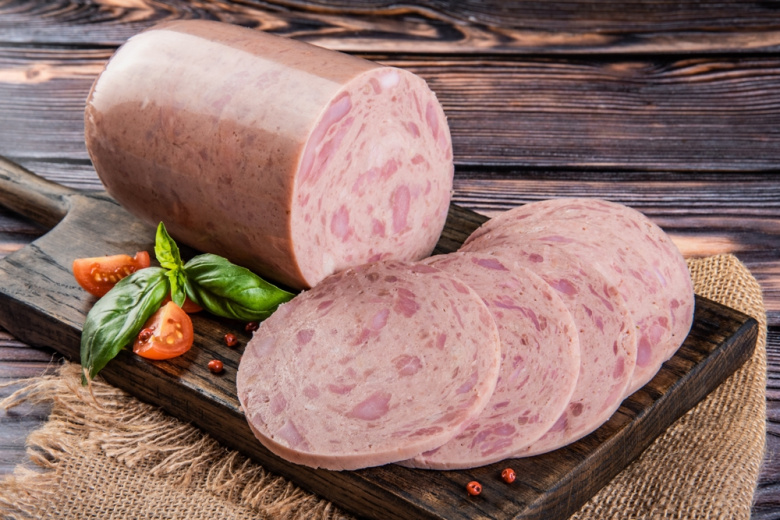 Врач перечислил главные продукты, сокращающие продолжительность жизни