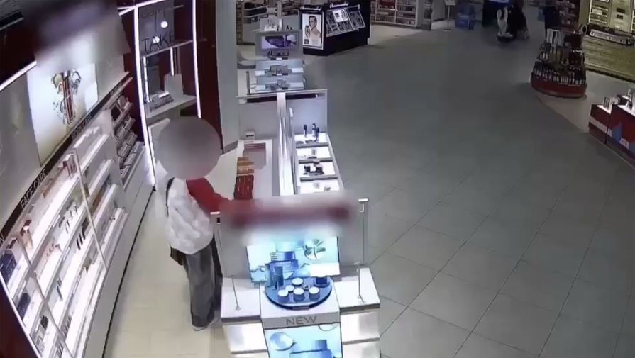 Пассажиры обнесли duty free в Домодедово и стали фигурантами уголовных дел
