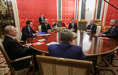 Ушаков назвал содержательной встречу Путина с Уиткоффом и Кушнером