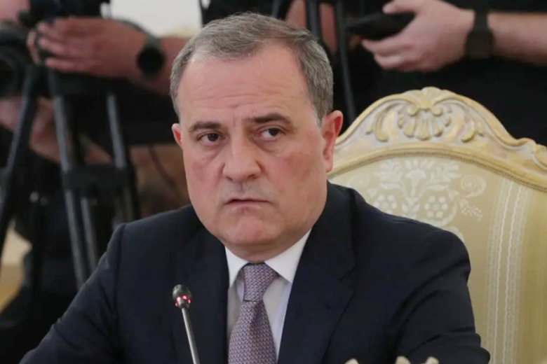 Байрамов: Баку и Ереван договорились о делимитации границы с севера на юг