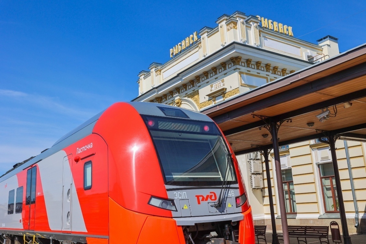 Пригородные составы на участке Данилов – Телищево будут курсировать по изменённому графику.