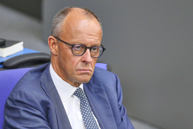 «Ведет к банкротству»: Мерцу «прилетело» от АдГ за разорение Германии