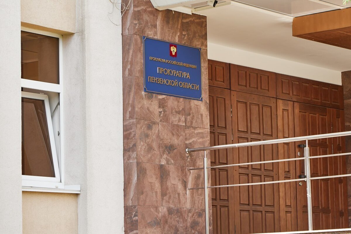 В Кузнецке мужчина угнал чужой автомобиль, чтобы доехать до работы