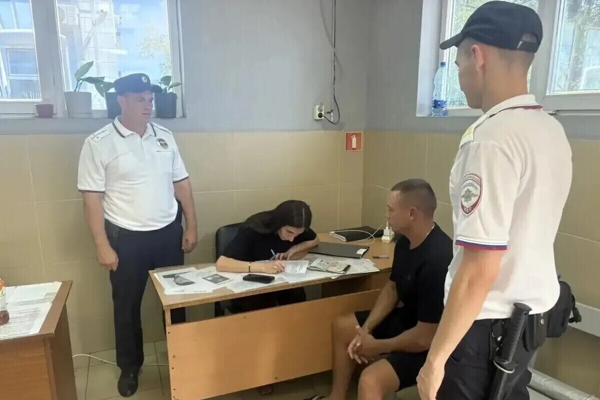 В Геленджике задержали туриста, запустившего салют во время атаки БПЛА