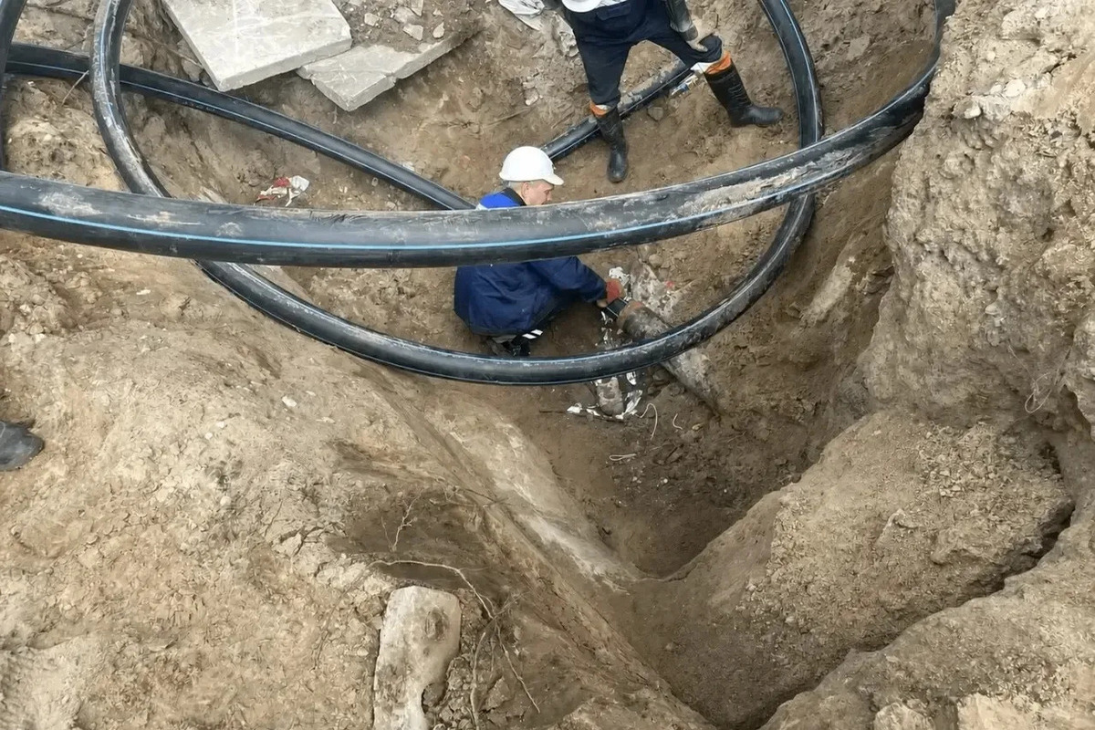 В Кингисеппе обновили трубопровод и подвели к нему 5 домов и детский сад