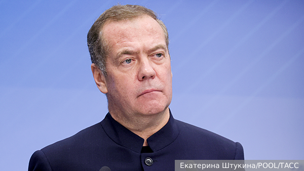 Медведев назвал сообщения об осенней мобилизации информационной атакой Киева