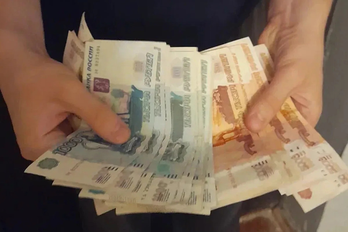 Калининградка добилась ареста трёх квартир экс-супруга и вернула 1,4 млн рублей