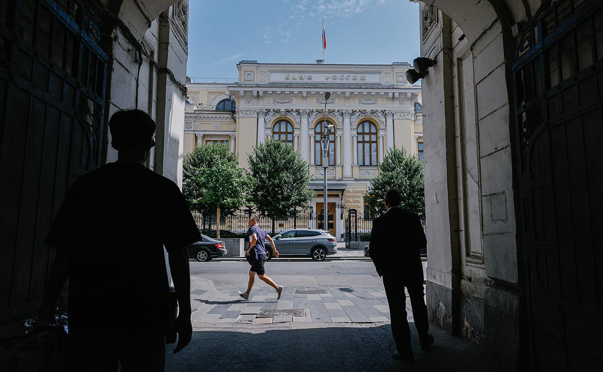 ЦБ предложил переводить невостребованные страховые выплаты на спецсчет