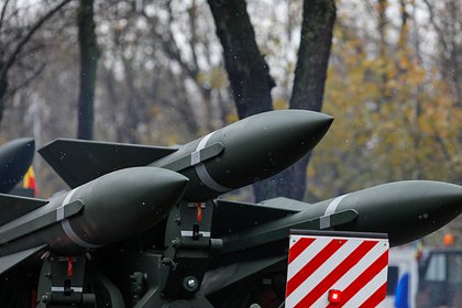 Литва собралась снять запрет на размещение ядерного оружия