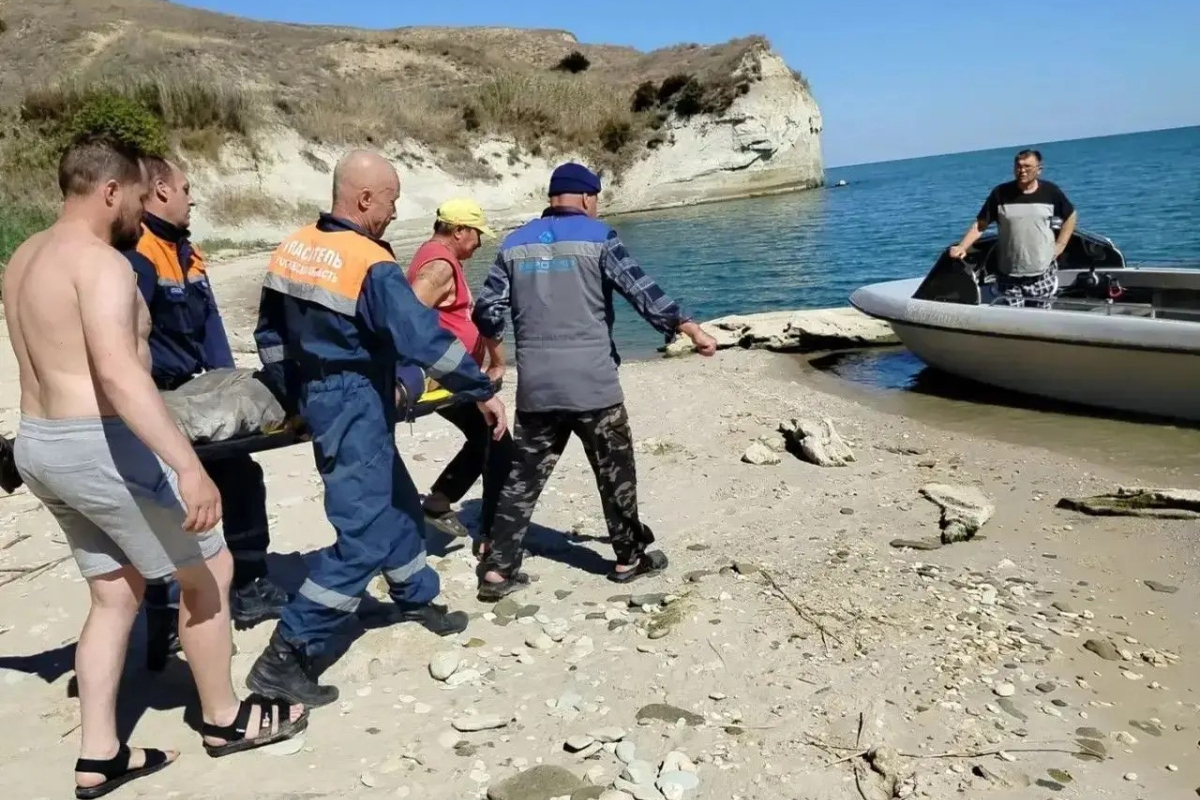Спасатели помогли мужчине, сорвавшемуся с обрыва у Цимлянского водохранилища
